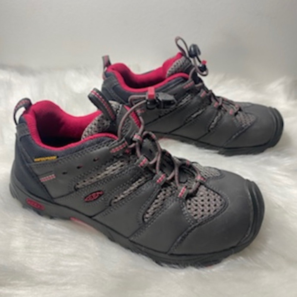 Keen Koven Low Waterproof Gray Pink Hiking Trail Shoes Girls Size 2